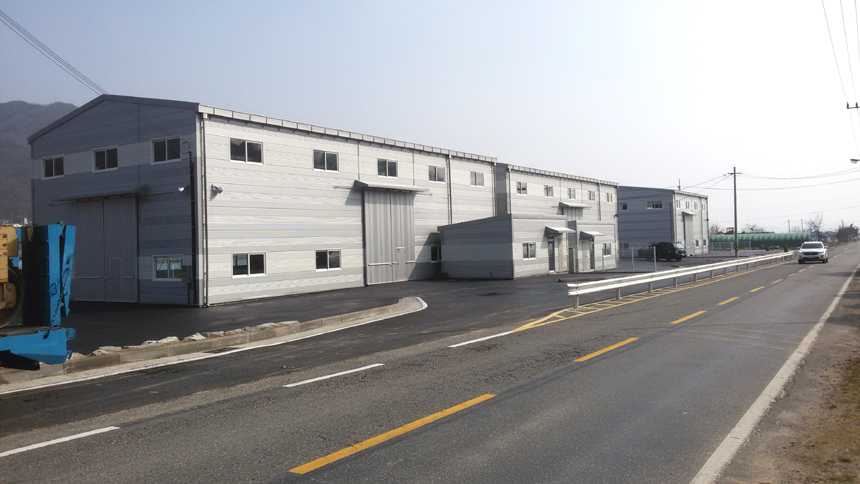 성주 초전 공장동 설계 및 시공 02 공장동 좌측면